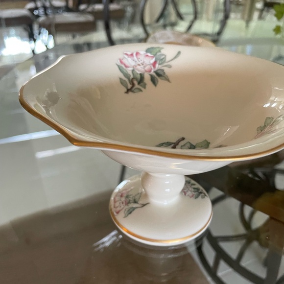 Lenox Other - Lenox Serenade Pedestal Bowl with Gold Trim -Final firm price